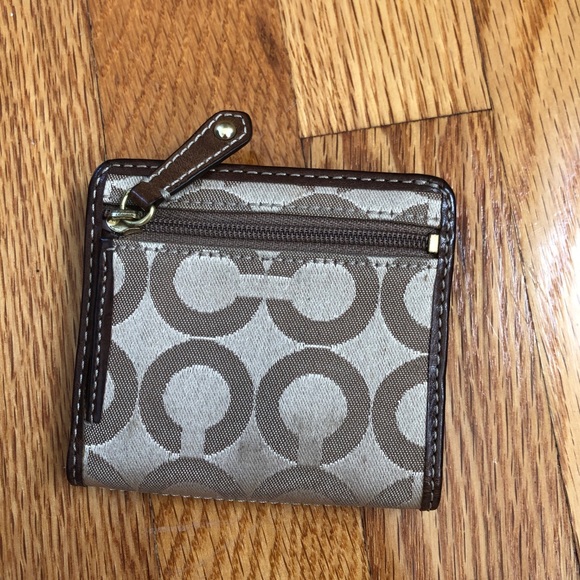 Small Coach Wallet - Picture 4 of 4